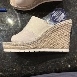 Brand New Tom’s Monica Mule Wedge Sandal